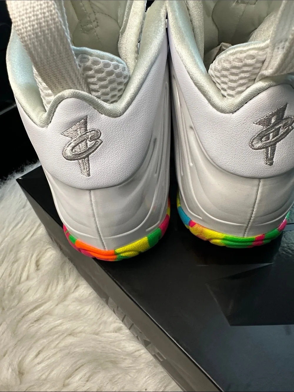 Kids White High-Top Sneakers with Multi-Color Accent - Picture 4 of 6